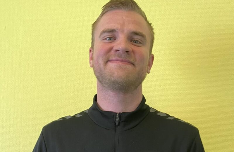 Høvuðsungdómsvenjari